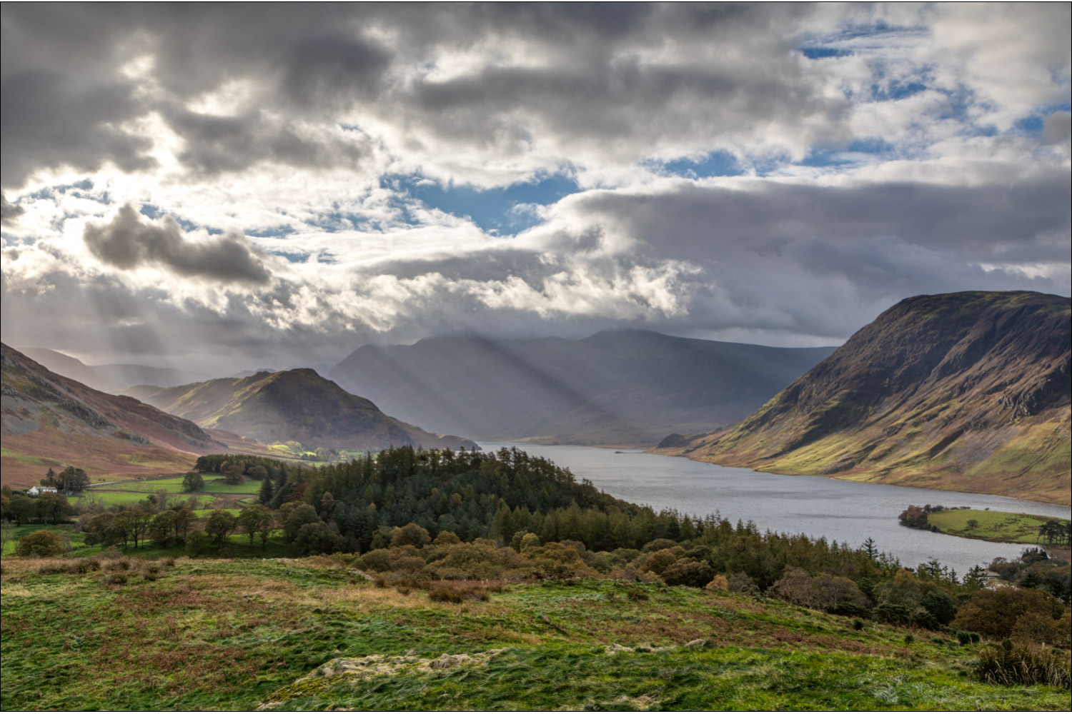 Brackenthwaite Hows: A Complete Guide to History, Landscape, and Living Experience
