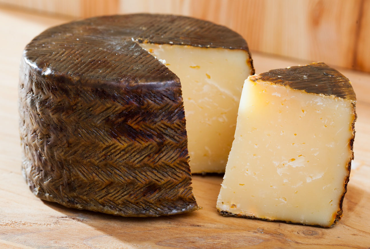 Manchego Spanish Cheese: The Complete Guide to Spain’s Most Famous Cheese